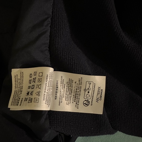 Arc'teryx atom hoody in large - Picture 5 of 5